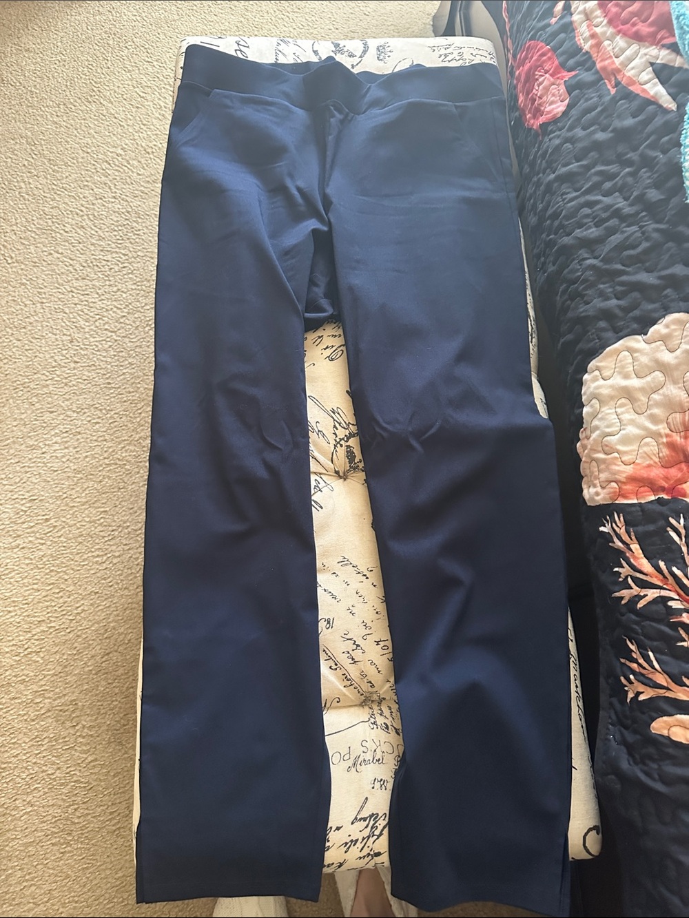 HUE Black Women's Stretch Pants